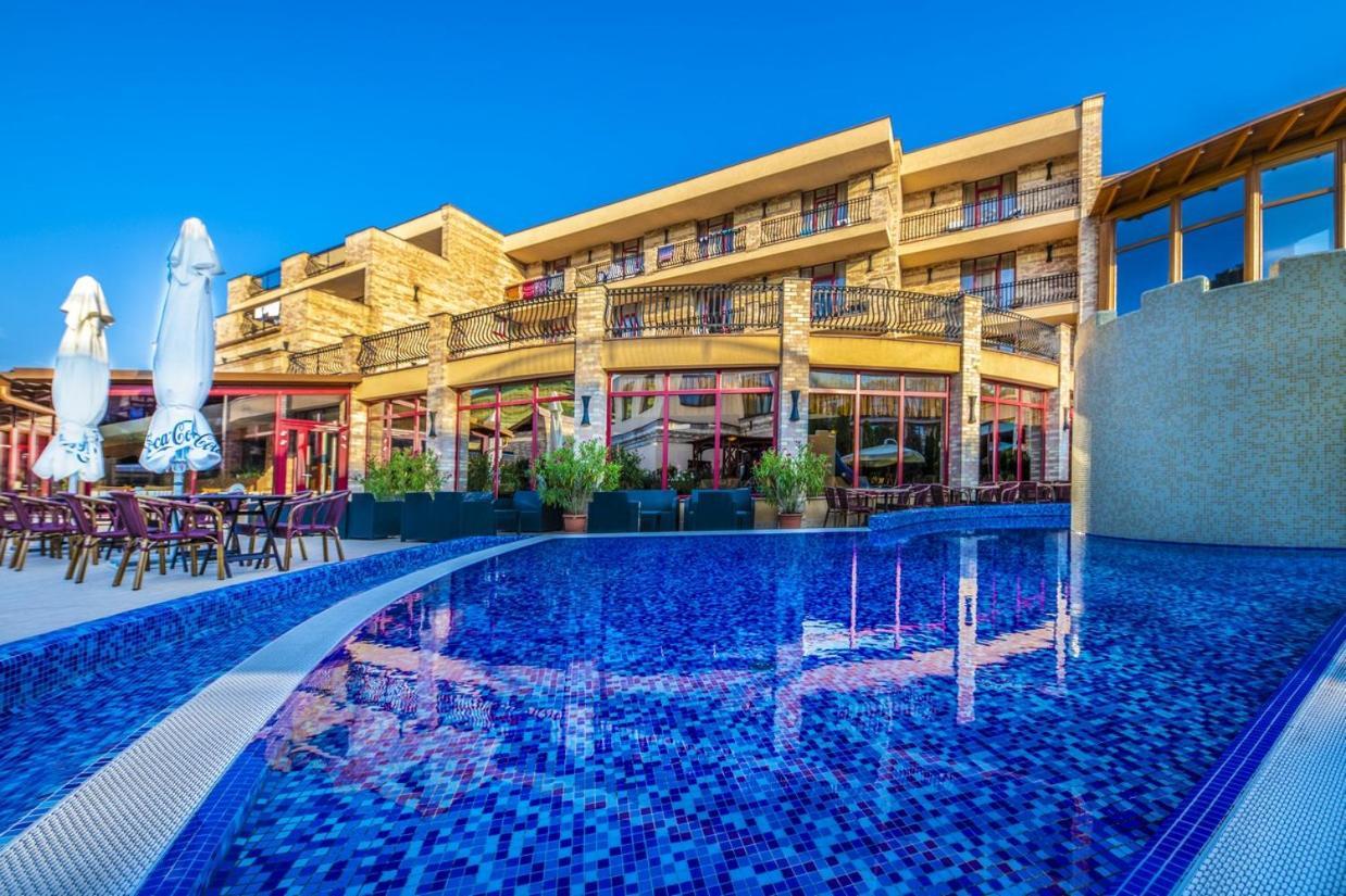 Hotel Kapitany Wellness Sumeg Exterior photo